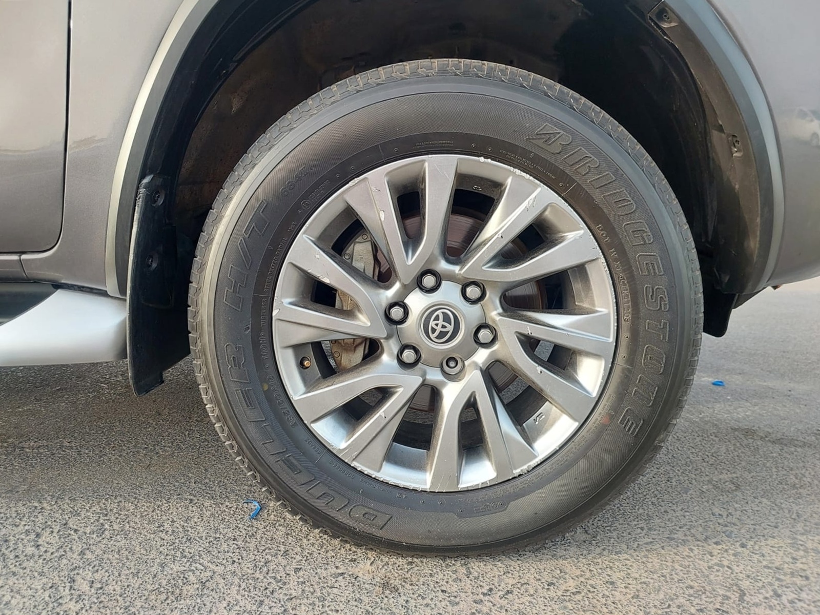 Toyota FORTUNER 2020