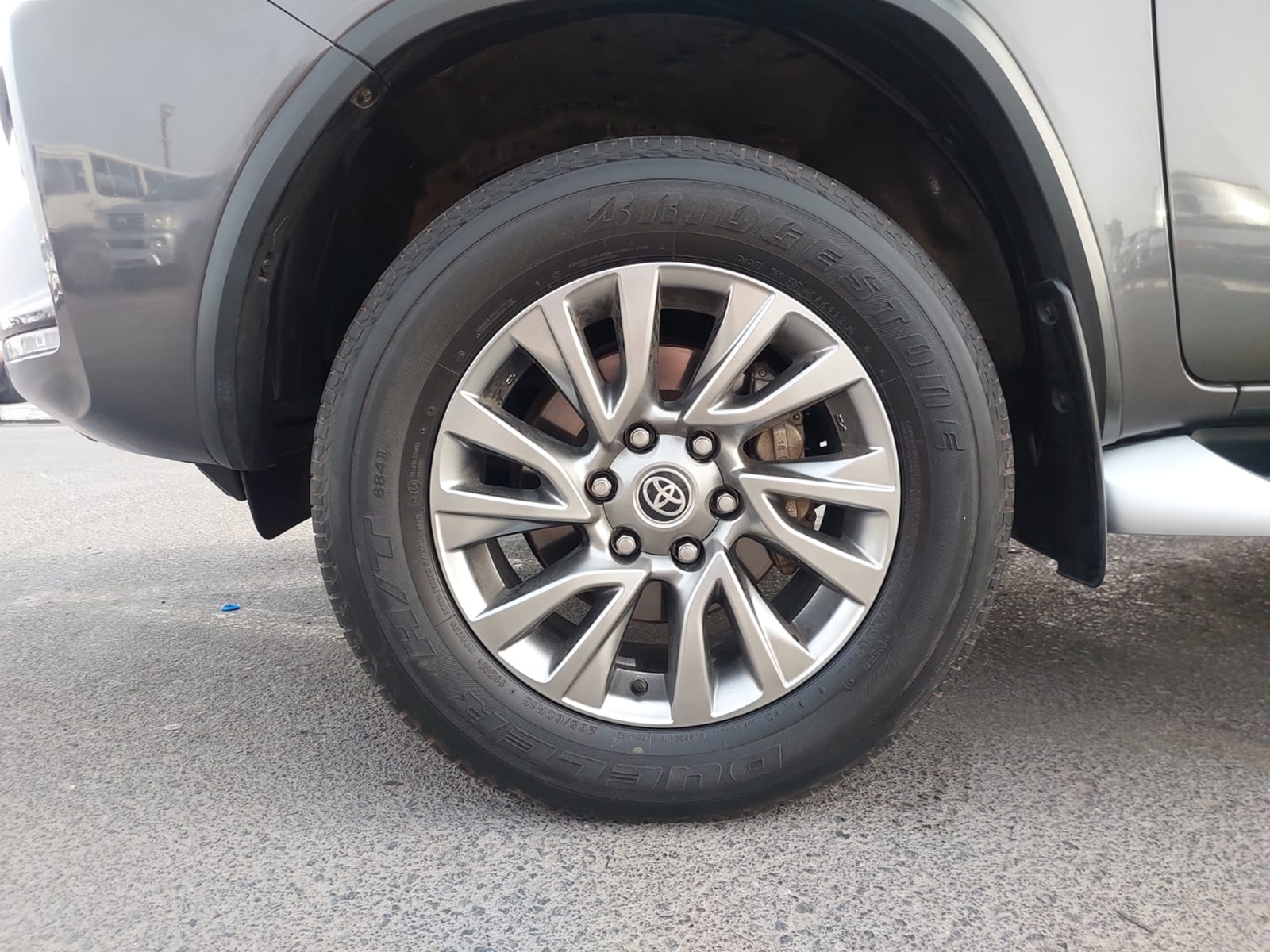 Toyota FORTUNER 2020