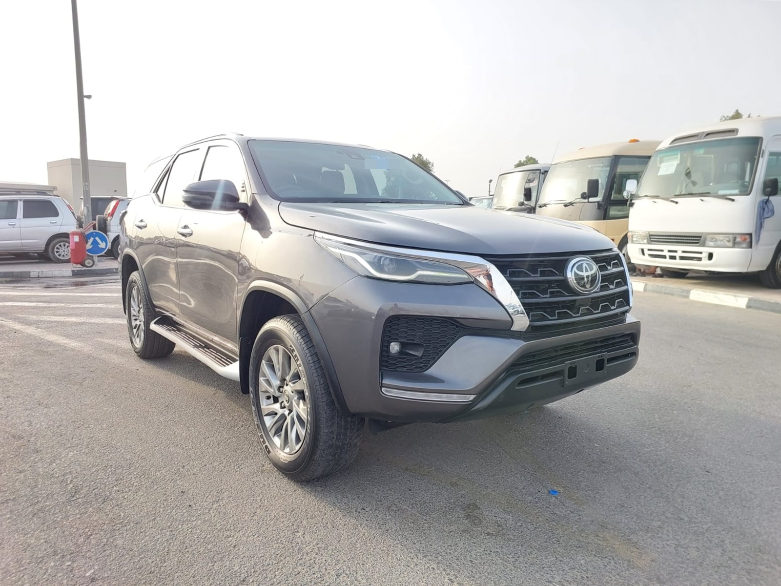 Toyota FORTUNER 2020